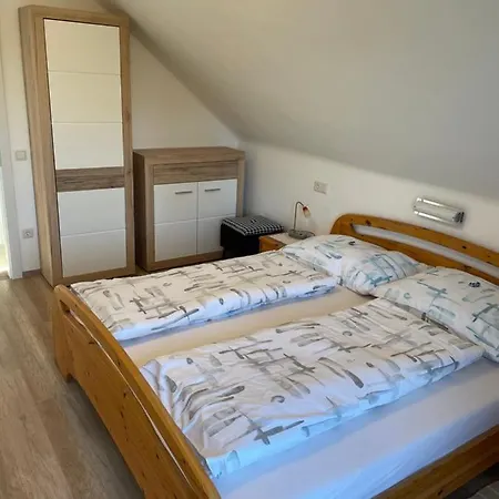 Rasinger Lägenhet Schiefling am See